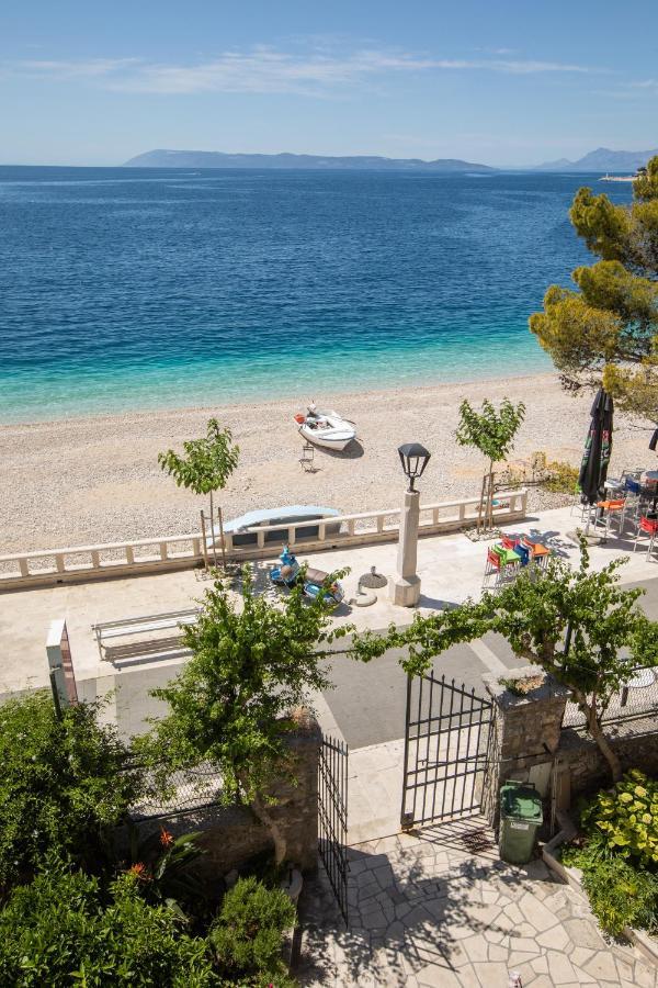 Beach Front Apartment 포드고라 외부 사진